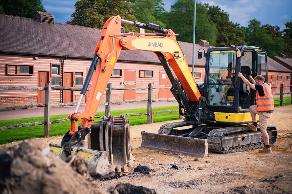 Mead Plant Hire