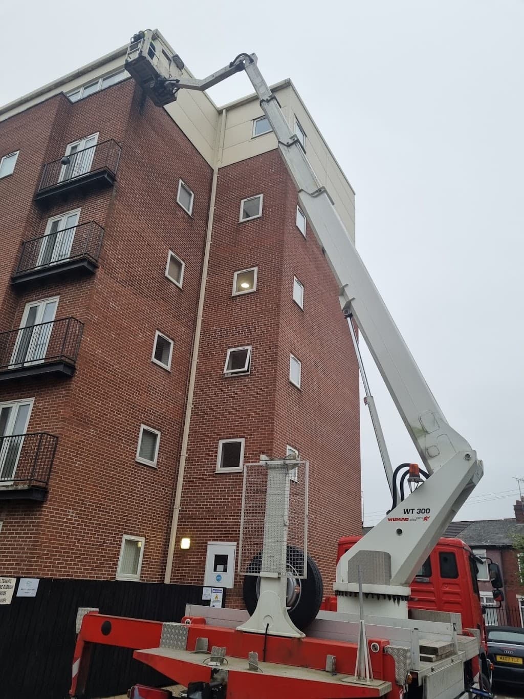 GMR Cherry Picker Hire
