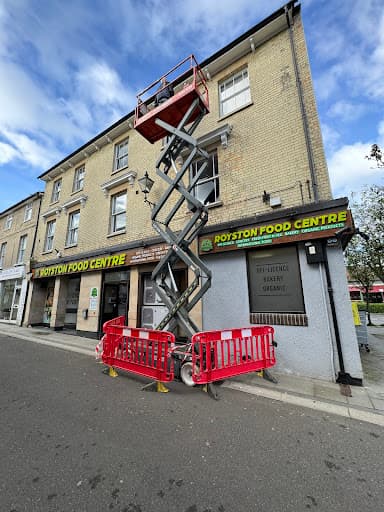 red lift hire powered access — Customer photo