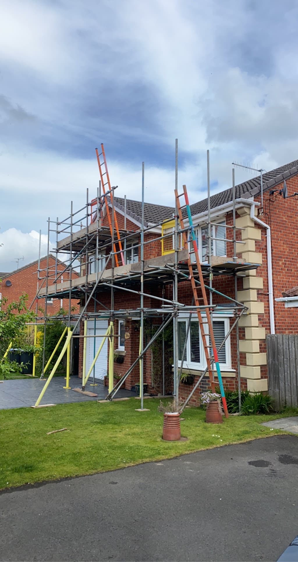 Lannon Scaffolding Ltd - Domestic & Commercial Scaffolding North East