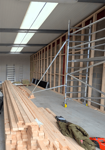 LEWIS Access — Customer photo